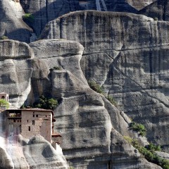 Meteora, six monasteries on the rocks