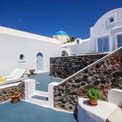 Heliades Apartments in Imerovigli, Santorini, Greece