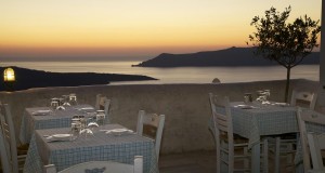 volcano-blue-restaurant-santorini-11