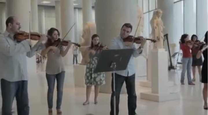 Manos Hadjidakis’ Gioconda’s Smile @ the Archaic Gallery of New Acropolis Museum