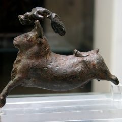 Minoan bull leaper