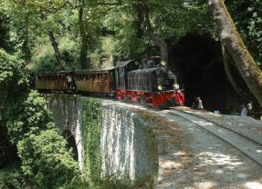 Ο θρυλικός Μουντζούρης και πάλι σε λειτουργία