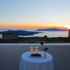 Nemesis Hotel Santorini: A Calm Base in the Heart of Fira