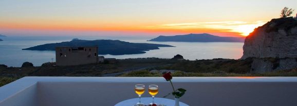 Nemesis Hotel Santorini: A Calm Base in the Heart of Fira