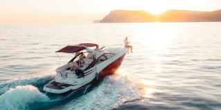 From Sea to Shore: Experience Greece with Mouratti Tours