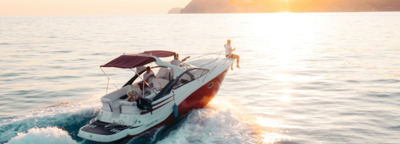 From Sea to Shore: Experience Greece with Mouratti Tours