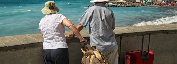 Greek Social Tourism Program Launched for Retired Professionals