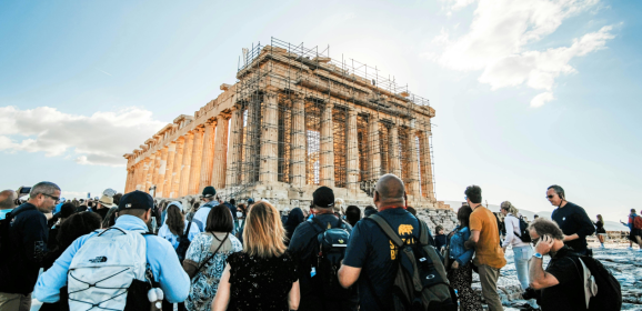 Greece Wins the Confidence of American Travelers