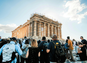 Η Ελλάδα κερδίζει την εμπιστοσύνη των Αμερικανών επισκεπτών