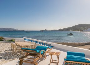 Pera Milos: A Seafront Escape in Milos Where the Aegean Is at Your Doorstep
