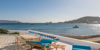 Pera Milos: A Seafront Escape in Milos Where the Aegean Is at Your Doorstep