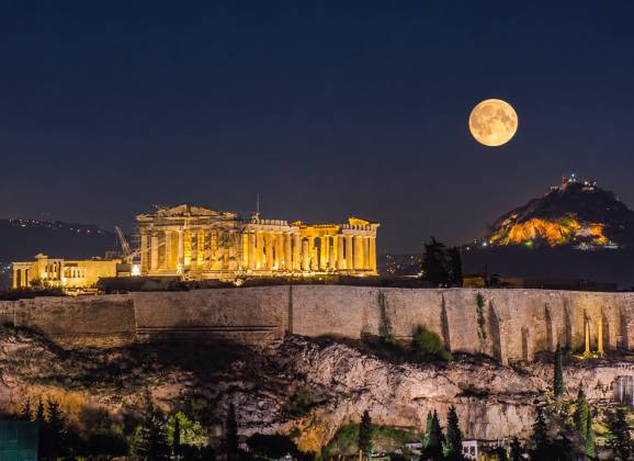 August Full Moon in Athens: 3 Museums for a Magical Night Out