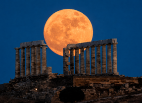 Greece Under the August Full Moon: 126 Historic Sites Open for Free