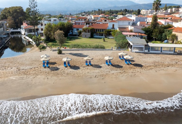 Ismini Apartments: Your Home by the Sea in Crete
