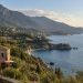 5 Places in Greece Where Mountains Meet the Sea