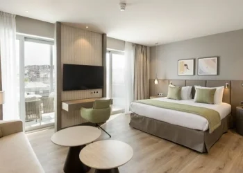 Holiday Inn Thessaloniki Enters a New Era with Renovated Rooms and Modern Upgrades