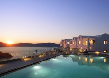 The Duchess Opens on Therasia as Aria Hotels Adds New Boutique Property