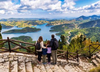 5 Lakes in Greece for Your Next Nature Getaway