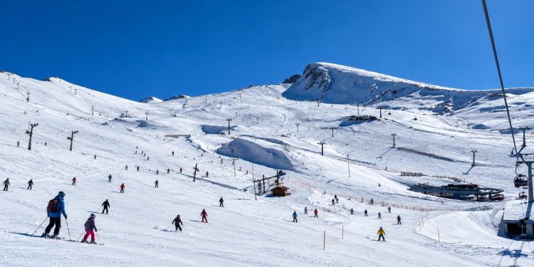 5 Ski Resorts in Greece for an Unforgettable Winter Getaway