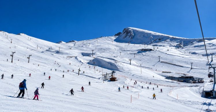 5 Ski Resorts in Greece for an Unforgettable Winter Getaway